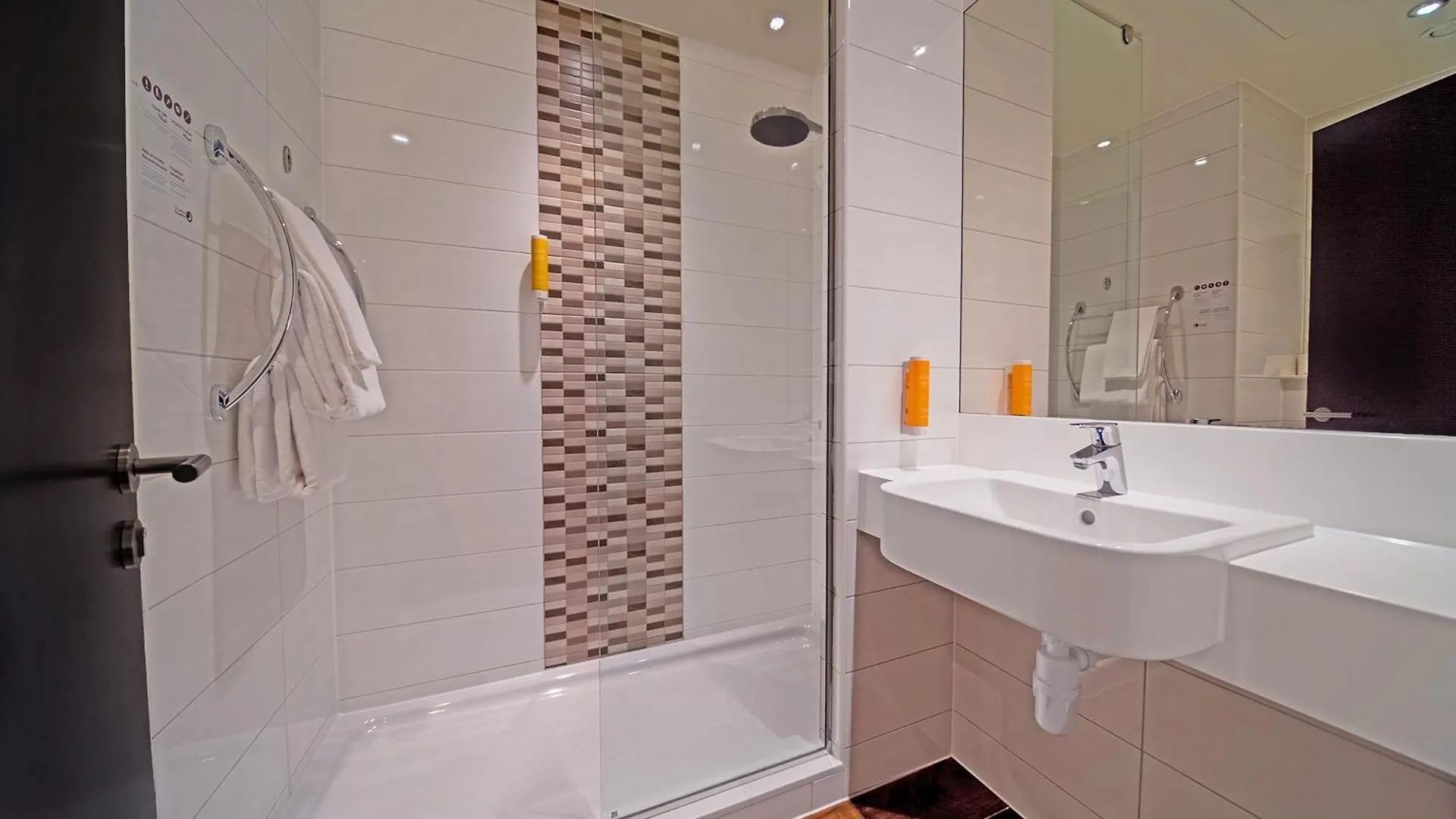 Ξενοδοχείο Premier Inn Dubai Al Jaddaf
